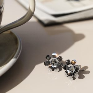 Solid 925 Sterling Silver Flora Stud Earrings 10mm
